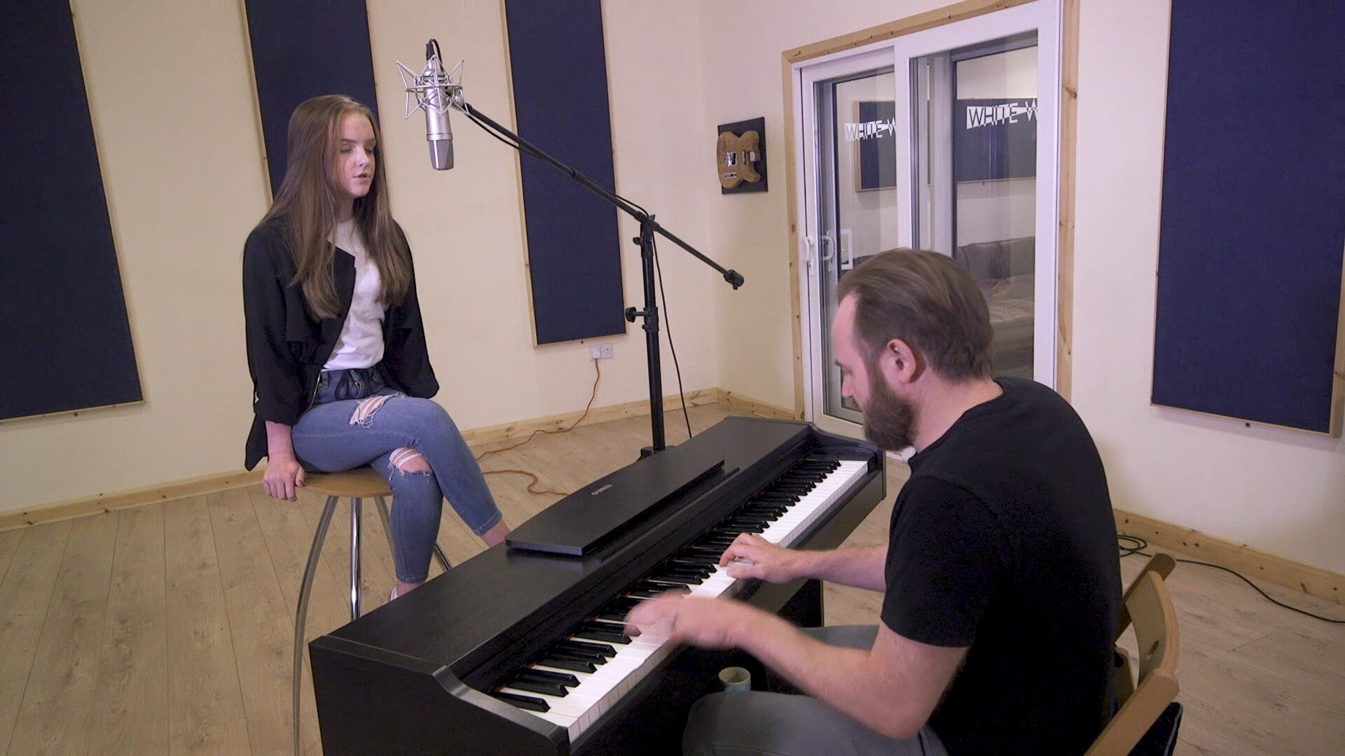 charlotte-soulsby-someone-like-you-music-video