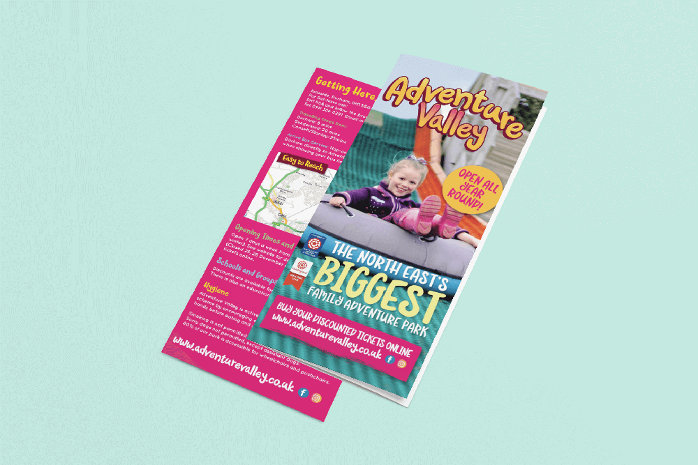 mockup-of-two-closed-trifold-brochures-4179-el1